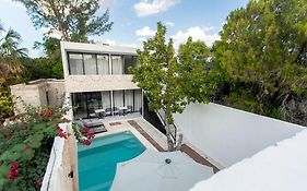 Casa Itzae Hotel Boutique